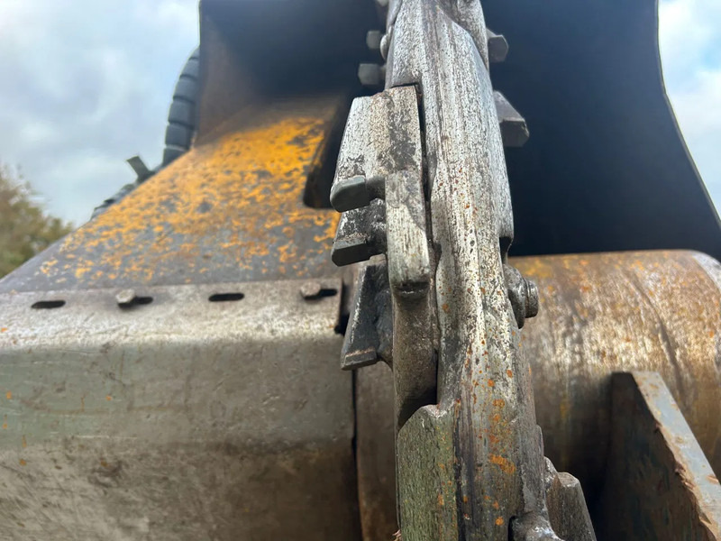 Stobbenfrees Herder Hemos Stobbenfrees radiografisch: afbeelding 9 Stobbenfrees Herder Hemos Stobbenfrees radiografisch: afbeelding 9