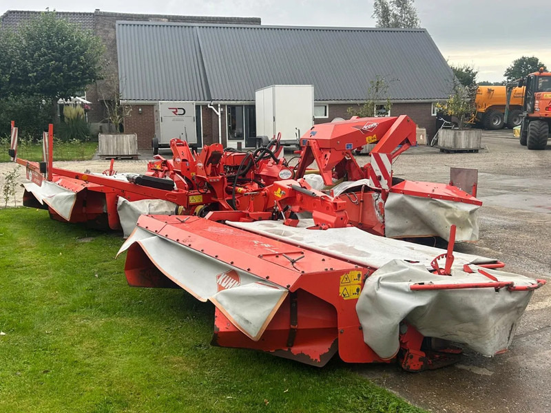 Kuhn FC 883 FF& Fc 313 F-FF Triple maaier - Maaimachine: afbeelding 2 Kuhn FC 883 FF& Fc 313 F-FF Triple maaier - Maaimachine: afbeelding 2