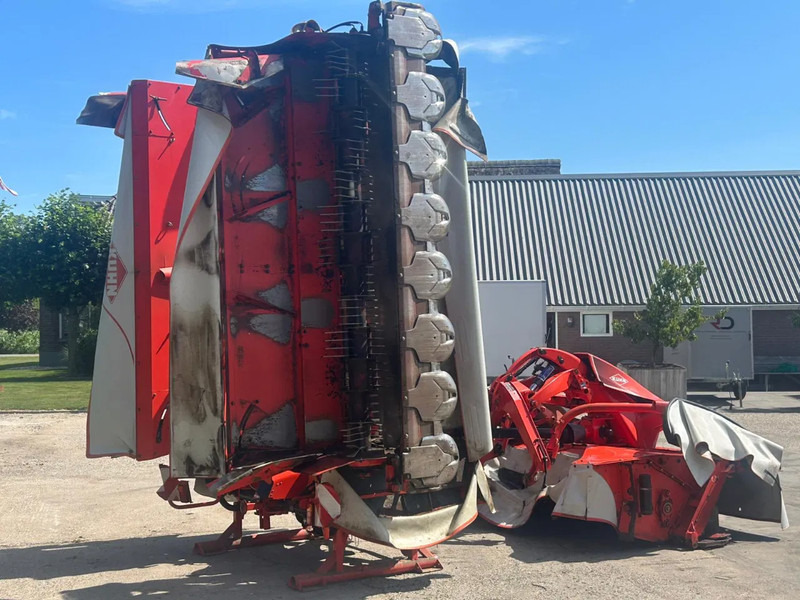 Kuhn FC 9530 D-FF Kuhn FC3125DF-FF triple maaier combi vlindermaaier - Maaimachine: afbeelding 4 Kuhn FC 9530 D-FF Kuhn FC3125DF-FF triple maaier combi vlindermaaier - Maaimachine: afbeelding 4