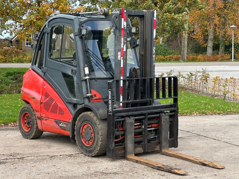 Linde H 50 D H 50 D diesel side shift vorken versteller - Heftruck: afbeelding 1 Linde H 50 D H 50 D diesel side shift vorken versteller - Heftruck: afbeelding 1