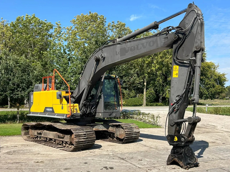 Volvo EC 220 EL Rupskraan Graafmachine DUTCH EXCAVATOR - Rupsgraafmachine: afbeelding 1 Volvo EC 220 EL Rupskraan Graafmachine DUTCH EXCAVATOR - Rupsgraafmachine: afbeelding 1
