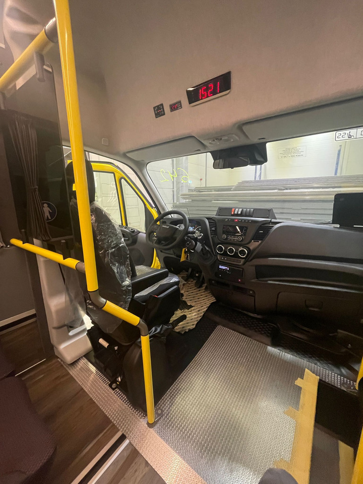 Leasing  5 MINIBUS IVECO DAILY NEUF ET NON IMMATRICULE 5 MINIBUS IVECO DAILY NEUF ET NON IMMATRICULE: afbeelding 11