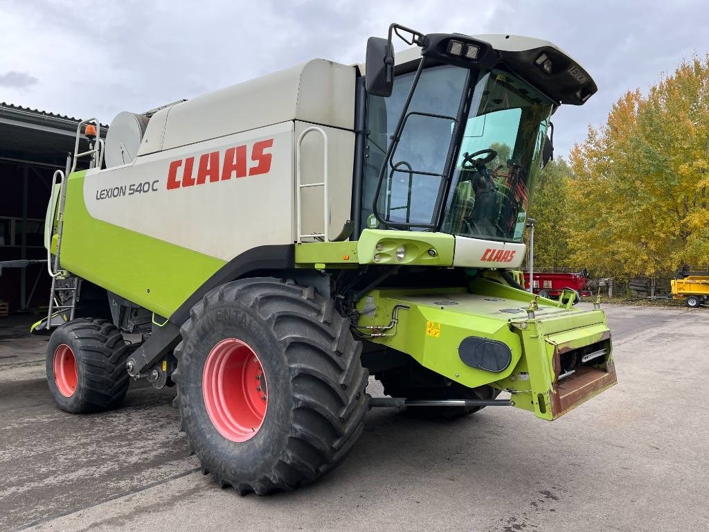 Claas Lexion 540 C - Maaidorser: afbeelding 1 Claas Lexion 540 C - Maaidorser: afbeelding 1