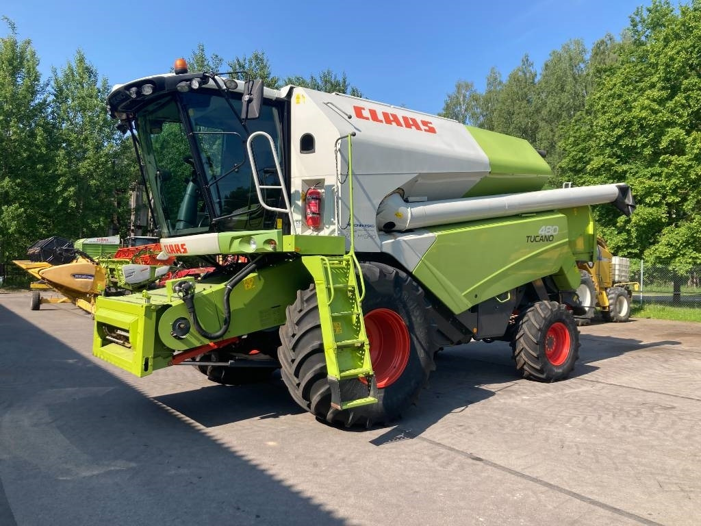 Claas Tucano 480 - Maaidorser: afbeelding 1 Claas Tucano 480 - Maaidorser: afbeelding 1