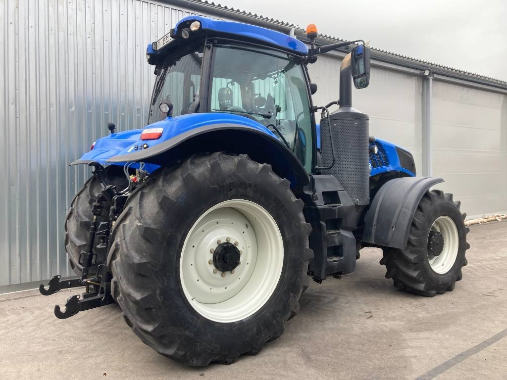 New Holland T 8.320 AC - Tractor: afbeelding 3 New Holland T 8.320 AC - Tractor: afbeelding 3