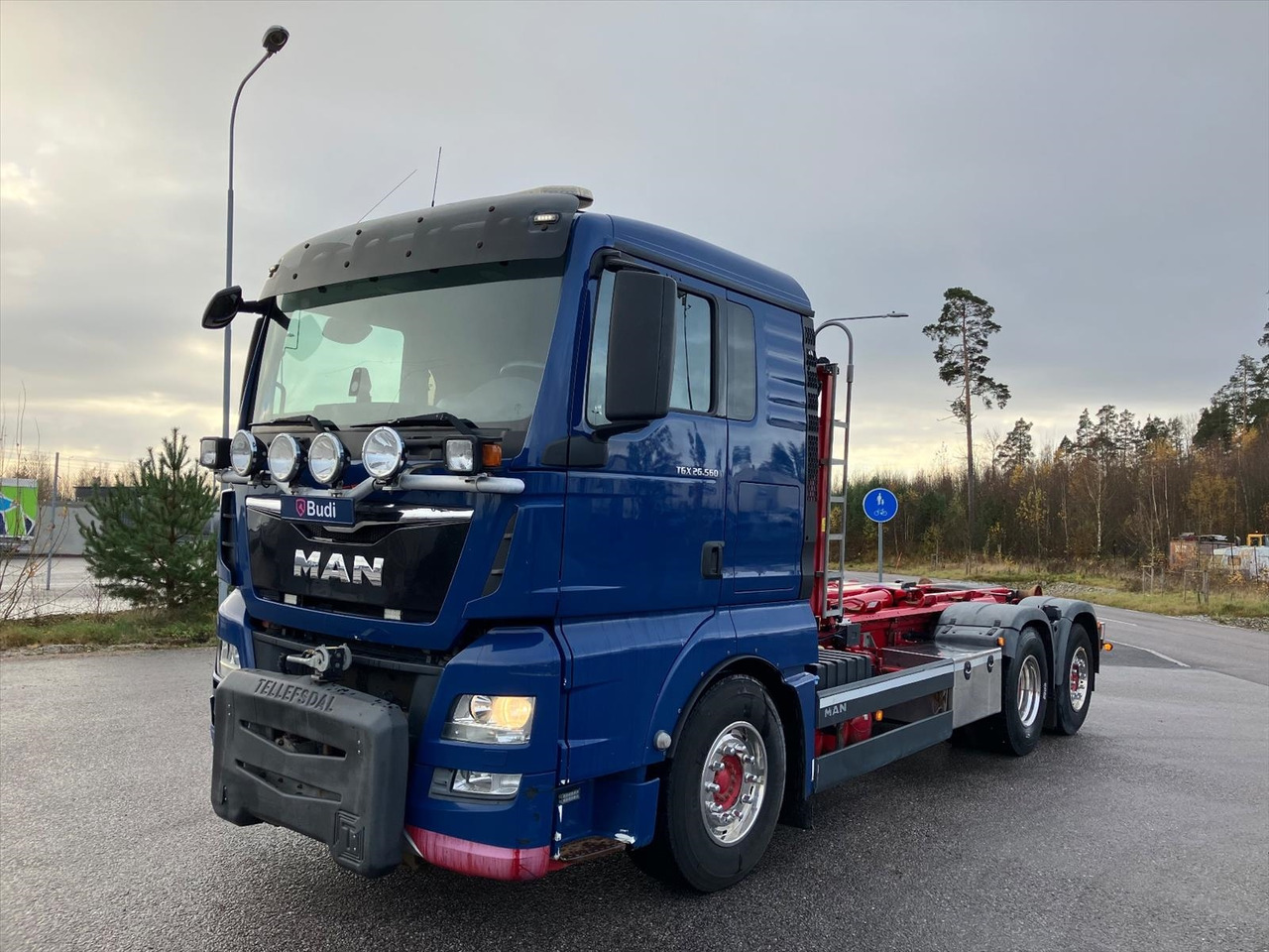 Lastväxlare MAN TGX 26.560 6X2 -2015 | Hiab | Plogutrustad - Haakarmsysteem vrachtwagen: afbeelding 1 Lastväxlare MAN TGX 26.560 6X2 -2015 | Hiab | Plogutrustad - Haakarmsysteem vrachtwagen: afbeelding 1