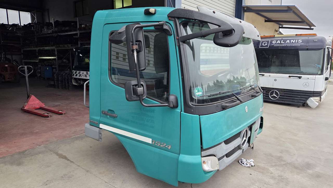 MERCEDES-BENZ ATEGO 3 EURO 5 - Cabine voor Vrachtwagen: afbeelding 2 MERCEDES-BENZ ATEGO 3 EURO 5 - Cabine voor Vrachtwagen: afbeelding 2