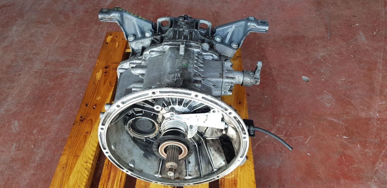 Mercedes-Benz ATEGO 2 715060 117914 Mercedes-Benz ATEGO truck - Versnellingsbak voor Vrachtwagen: afbeelding 2 Mercedes-Benz ATEGO 2 715060 117914 Mercedes-Benz ATEGO truck - Versnellingsbak voor Vrachtwagen: afbeelding 2