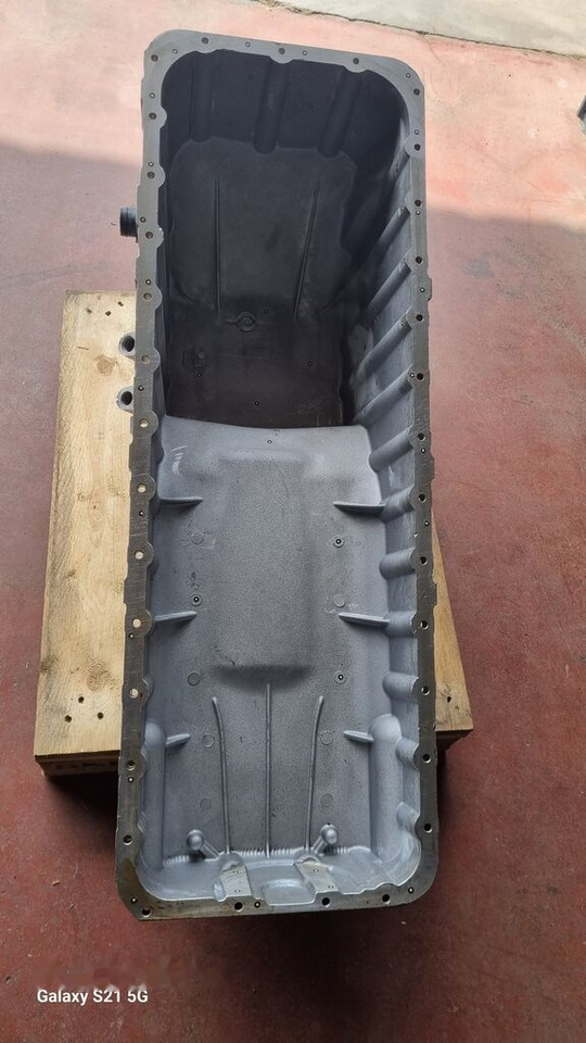 Mercedes-Benz OIL PAN ACTROS MP4 A4730102213 Mercedes-Benz ACTROS MP4 EURO 6 - Carter voor Vrachtwagen: afbeelding 2 Mercedes-Benz OIL PAN ACTROS MP4 A4730102213 Mercedes-Benz ACTROS MP4 EURO 6 - Carter voor Vrachtwagen: afbeelding 2