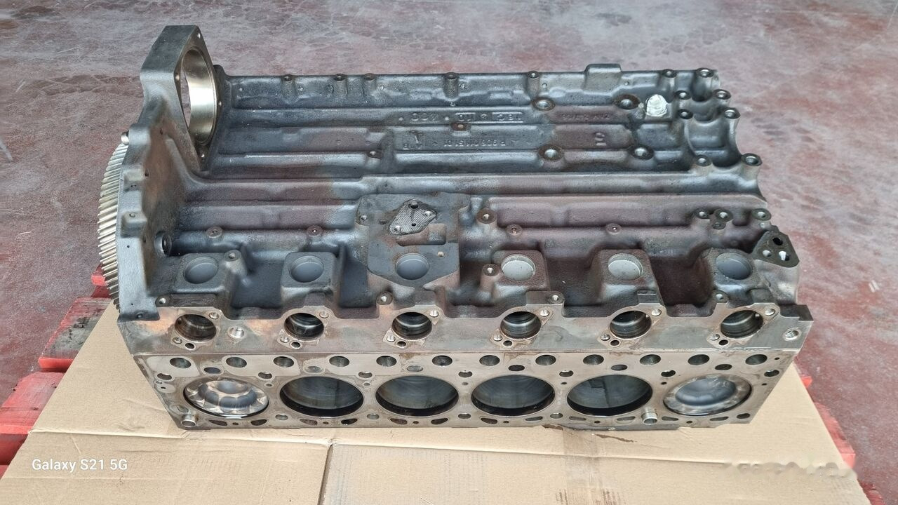 Mercedes-Benz SORT BLOCK OM 926 LA EURO 5,5 R9060115101 Mercedes-Benz AXOR - Cilinderblok voor Vrachtwagen: afbeelding 2 Mercedes-Benz SORT BLOCK OM 926 LA EURO 5,5 R9060115101 Mercedes-Benz AXOR - Cilinderblok voor Vrachtwagen: afbeelding 2