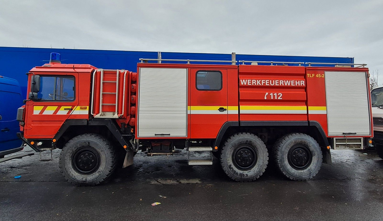 MAN 15.232 DF 6x6 KAT1 Feuerwehr TLF 4500/500 - Tankwagen: afbeelding 2 MAN 15.232 DF 6x6 KAT1 Feuerwehr TLF 4500/500 - Tankwagen: afbeelding 2