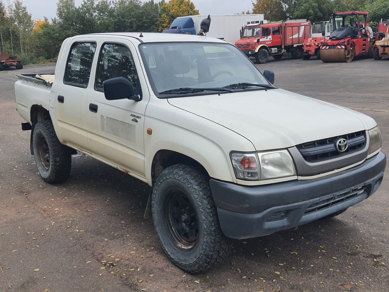 Toyota Hilux Double Cab 4x4 - SUV: afbeelding 1 Toyota Hilux Double Cab 4x4 - SUV: afbeelding 1