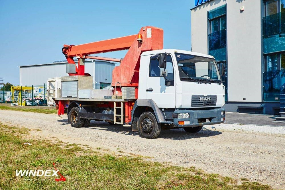 Wumag WT 170 - Vrachtwagen hoogwerker: afbeelding 1 Wumag WT 170 - Vrachtwagen hoogwerker: afbeelding 1