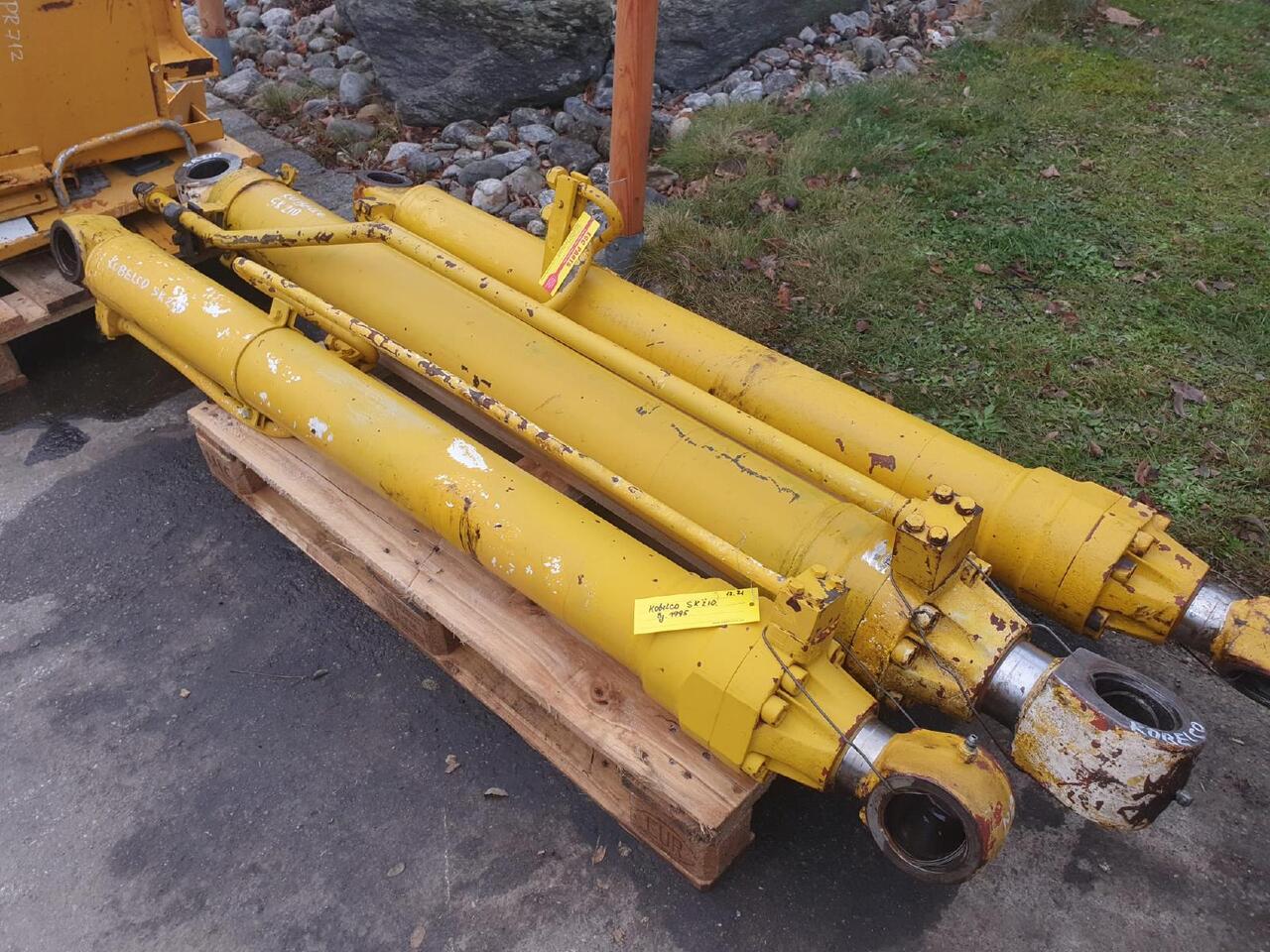 Kobelco SK 210 - Hydraulische cilinder voor Bouwmachine: afbeelding 1 Kobelco SK 210 - Hydraulische cilinder voor Bouwmachine: afbeelding 1