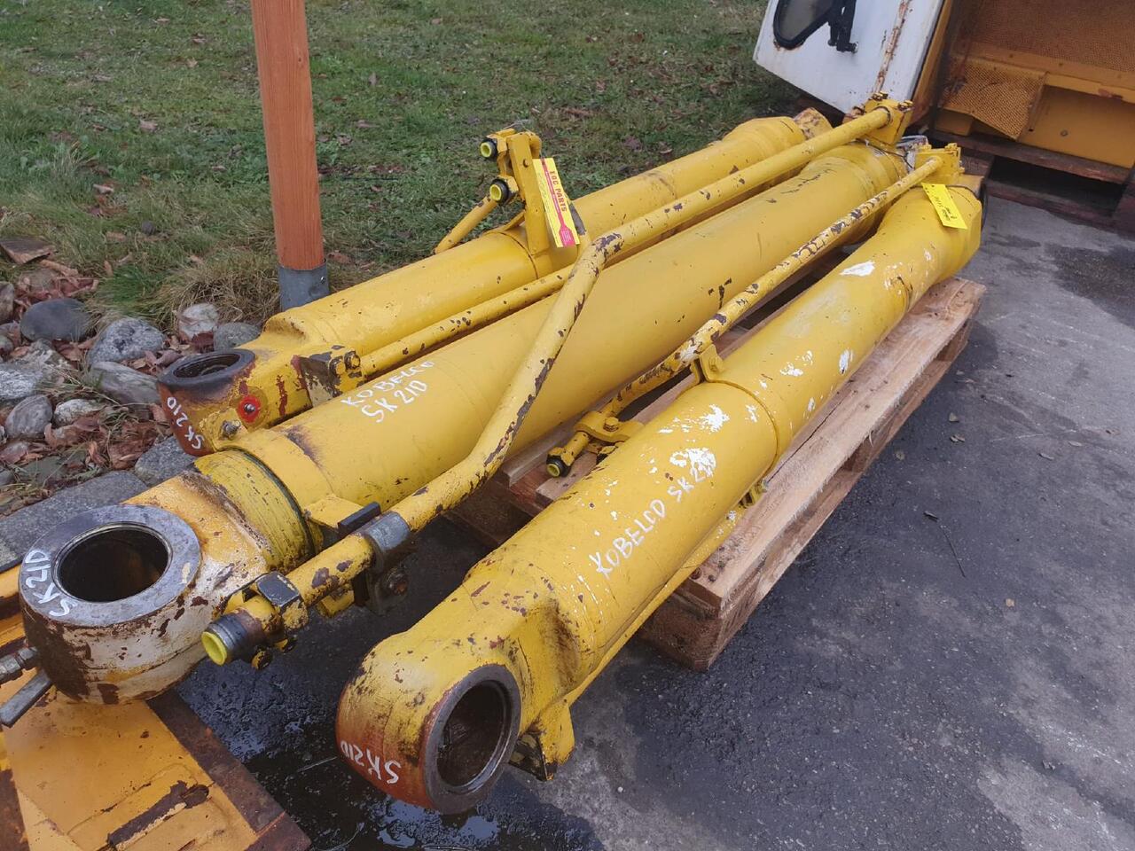 Kobelco SK 210 - Hydraulische cilinder voor Bouwmachine: afbeelding 3 Kobelco SK 210 - Hydraulische cilinder voor Bouwmachine: afbeelding 3