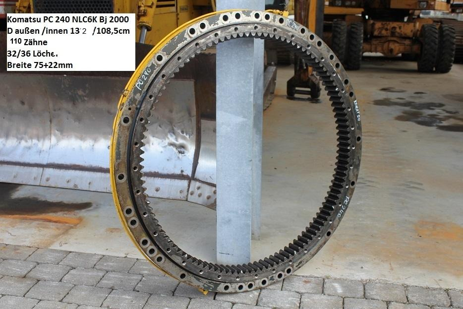 Komatsu PC 240 NLC -6K - Draaikrans voor Bouwmachine: afbeelding 1 Komatsu PC 240 NLC -6K - Draaikrans voor Bouwmachine: afbeelding 1