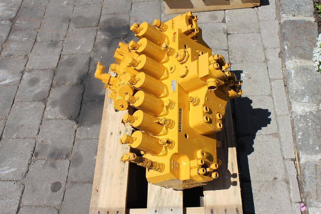 Liebherr 900 Lit. - Hydraulisch ventiel voor Bouwmachine: afbeelding 3 Liebherr 900 Lit. - Hydraulisch ventiel voor Bouwmachine: afbeelding 3