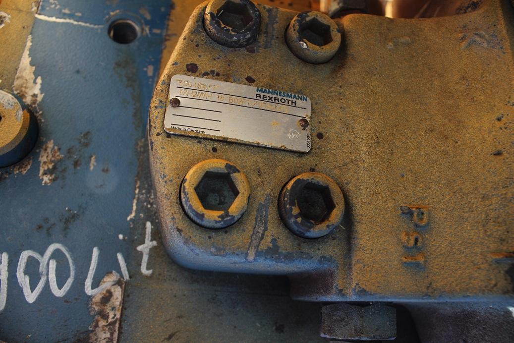 Liebherr A 900 LIT - Hydraulisch ventiel voor Bouwmachine: afbeelding 4 Liebherr A 900 LIT - Hydraulisch ventiel voor Bouwmachine: afbeelding 4