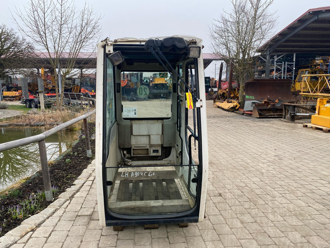 Liebherr A 904 C - Cabine voor Bouwmachine: afbeelding 2 Liebherr A 904 C - Cabine voor Bouwmachine: afbeelding 2