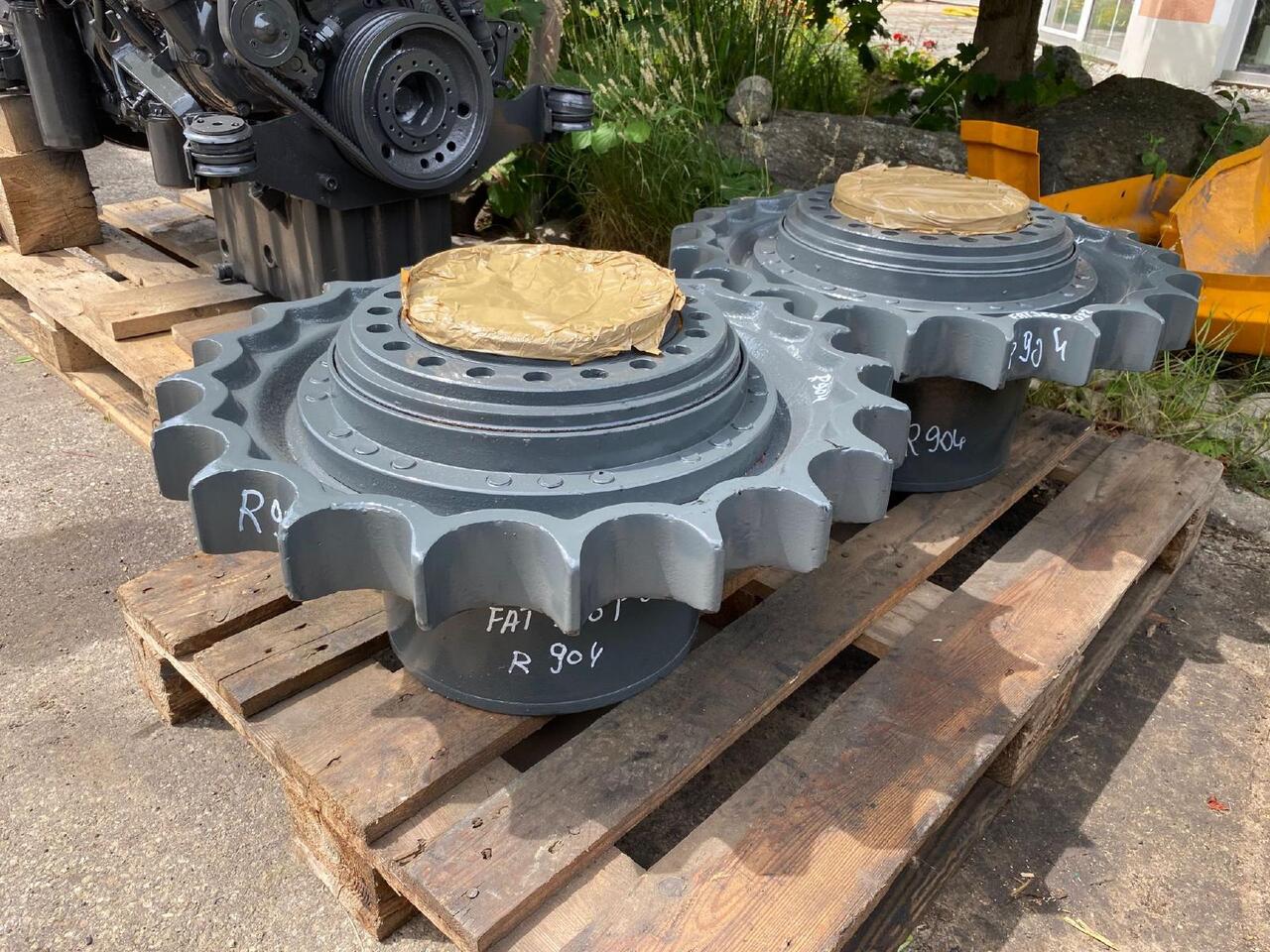 Liebherr FAT 350P032 aus R 904 - Eindaandrijving voor Bouwmachine: afbeelding 1 Liebherr FAT 350P032 aus R 904 - Eindaandrijving voor Bouwmachine: afbeelding 1