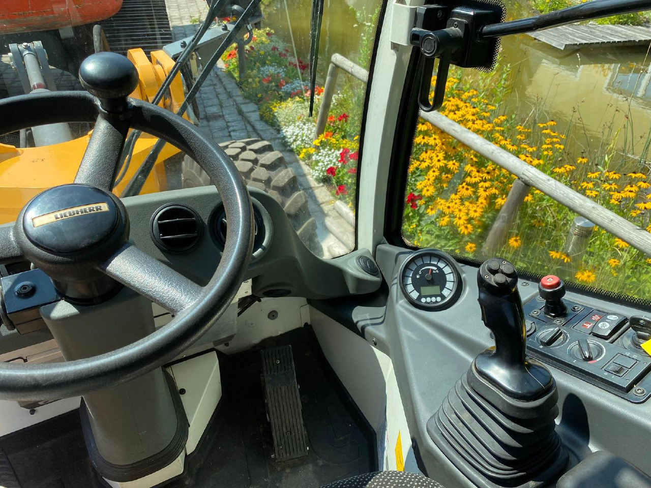 Wiellader Liebherr L 506: afbeelding 6