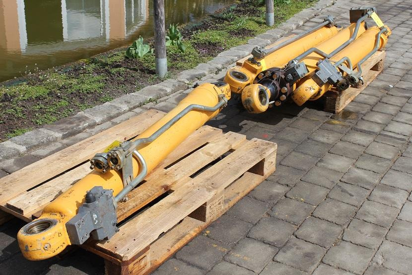 Liebherr R 914 - Hydraulische cilinder voor Bouwmachine: afbeelding 3 Liebherr R 914 - Hydraulische cilinder voor Bouwmachine: afbeelding 3