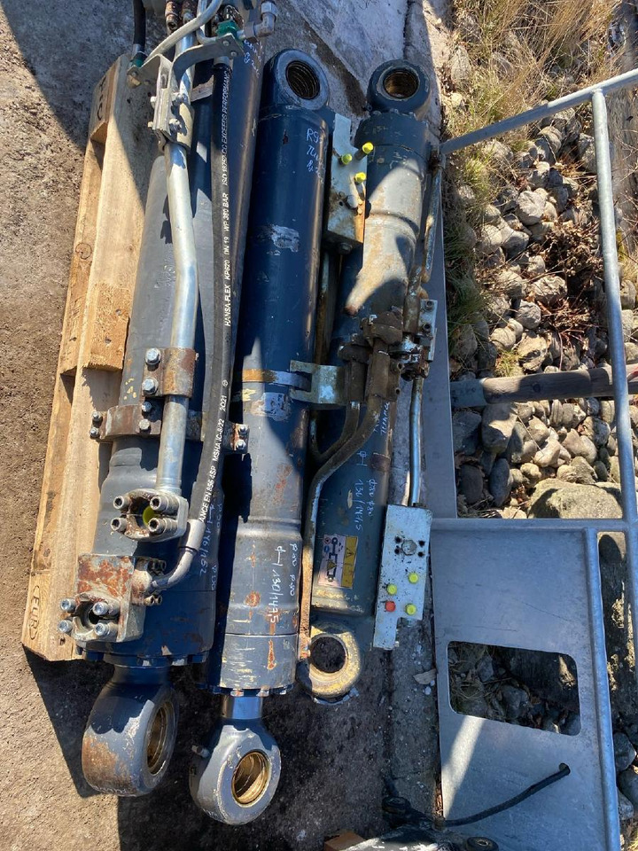 Liebherr R 924 C - Hydraulische cilinder voor Bouwmachine: afbeelding 3 Liebherr R 924 C - Hydraulische cilinder voor Bouwmachine: afbeelding 3