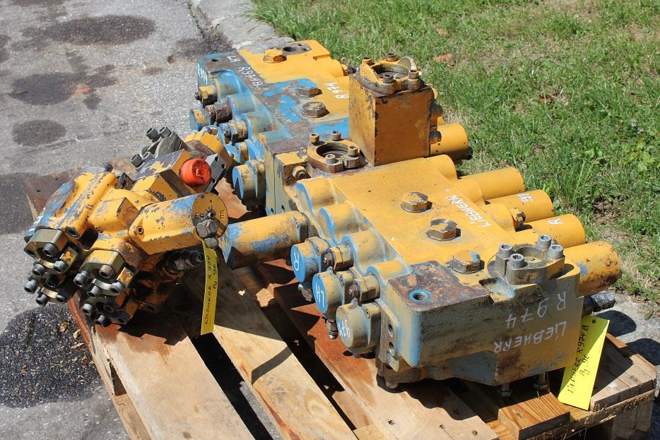 Liebherr R 974 - Hydraulisch ventiel voor Bouwmachine: afbeelding 2 Liebherr R 974 - Hydraulisch ventiel voor Bouwmachine: afbeelding 2