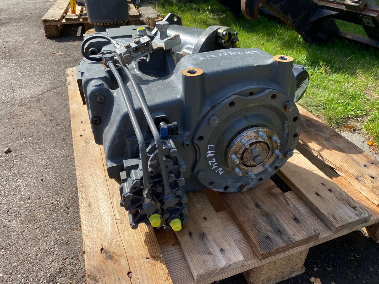 Liebherr ZF aus LH 24M - Versnellingsbak voor Bouwmachine: afbeelding 3 Liebherr ZF aus LH 24M - Versnellingsbak voor Bouwmachine: afbeelding 3