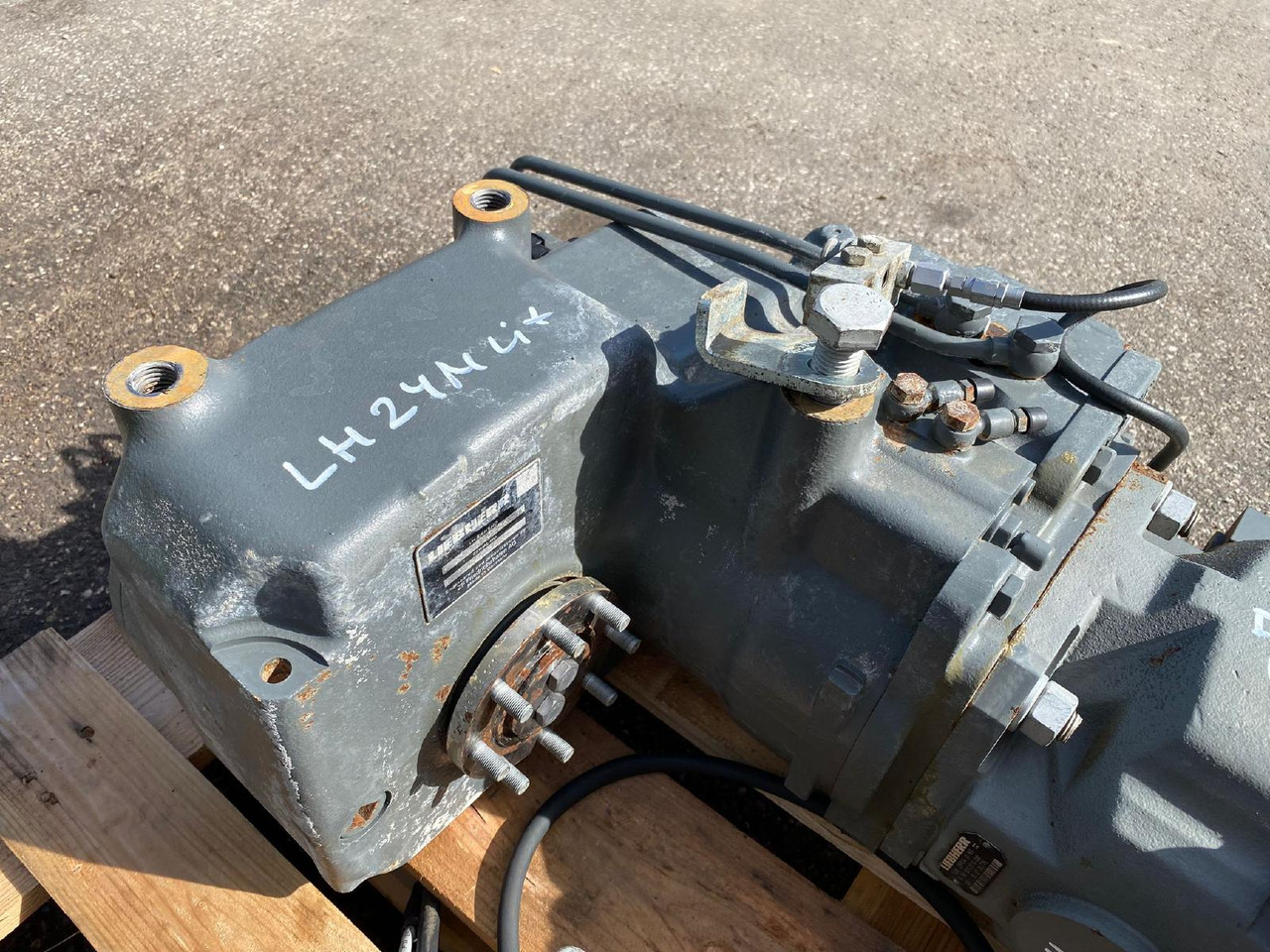 Liebherr ZF aus LH 24M - Versnellingsbak voor Bouwmachine: afbeelding 1 Liebherr ZF aus LH 24M - Versnellingsbak voor Bouwmachine: afbeelding 1