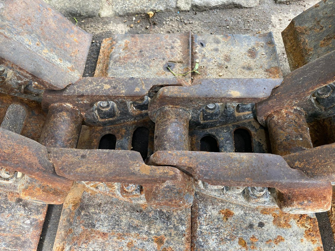 Terex TC 240 - Rupsband voor Bouwmachine: afbeelding 5 Terex TC 240 - Rupsband voor Bouwmachine: afbeelding 5