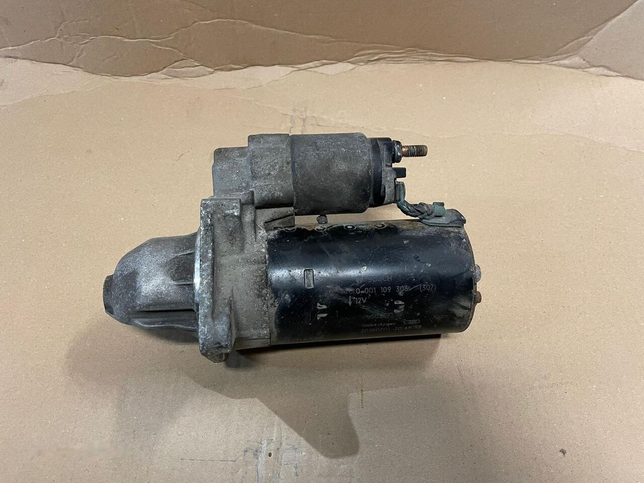 Bosch Iveco Daily 12V 0001109306 light - Starter voor Bedrijfswagen: afbeelding 2 Bosch Iveco Daily 12V 0001109306 light - Starter voor Bedrijfswagen: afbeelding 2