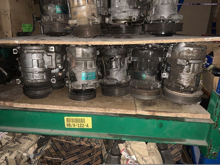 DAF Sanden SD7H15 / 8231 kompresor klimatyzacji SD7H15 / 8231 DAF XF 95, XF 105 różne kompresory do naprawy truck - Airco compressor voor Vrachtwagen: afbeelding 3 DAF Sanden SD7H15 / 8231 kompresor klimatyzacji SD7H15 / 8231 DAF XF 95, XF 105 różne kompresory do naprawy truck - Airco compressor voor Vrachtwagen: afbeelding 3