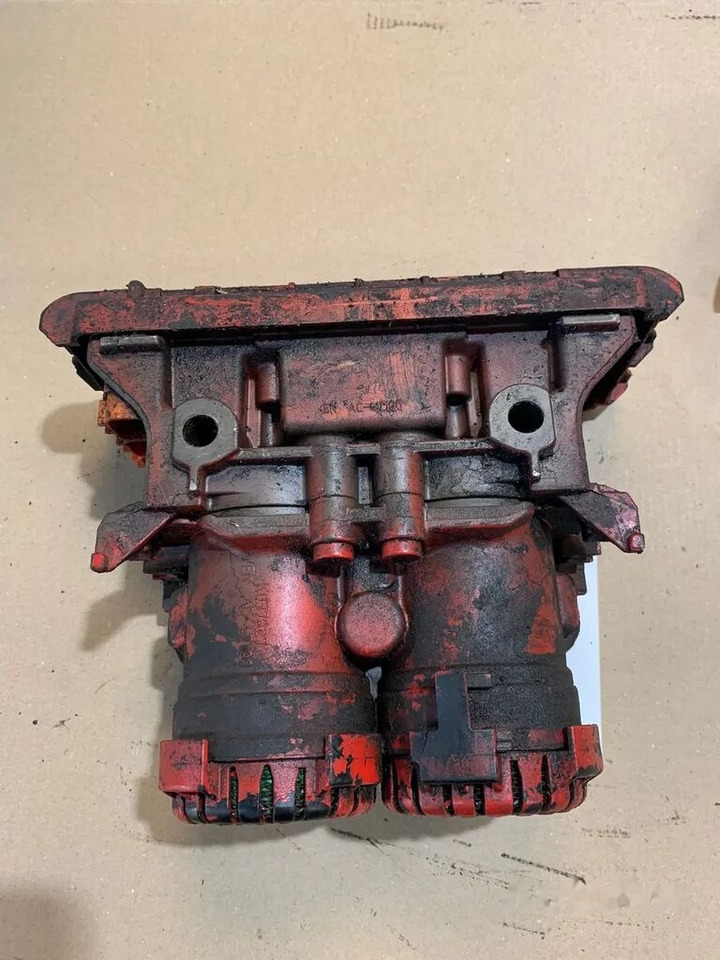 Modulator Podwójny KNORR BREMSE MAN K050210 Zawór EBS K050210 - Remventiel voor Vrachtwagen: afbeelding 4 Modulator Podwójny KNORR BREMSE MAN K050210 Zawór EBS K050210 - Remventiel voor Vrachtwagen: afbeelding 4