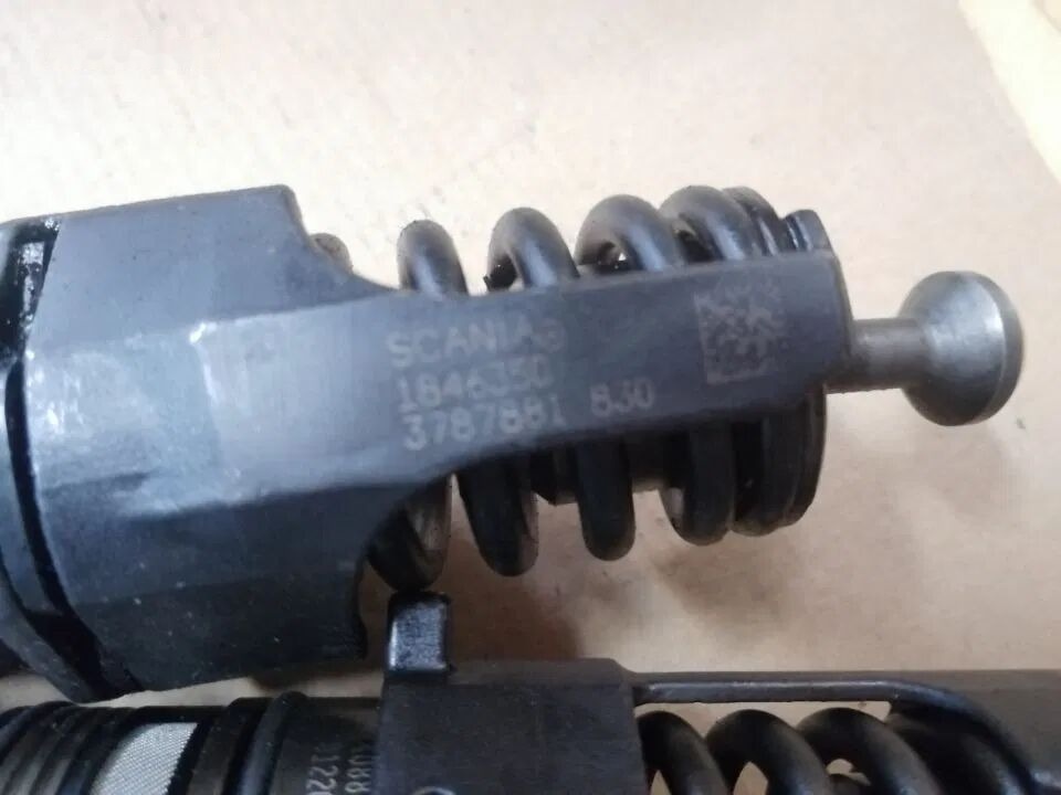 Pompowtrsykiwacz SCANIA 1846350 / 3787881 830 - Injector voor Vrachtwagen: afbeelding 2 Pompowtrsykiwacz SCANIA 1846350 / 3787881 830 - Injector voor Vrachtwagen: afbeelding 2