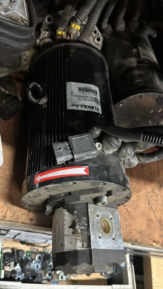 TUROLLA 11170325 - Hydraulische pomp voor Vrachtwagen: afbeelding 4 TUROLLA 11170325 - Hydraulische pomp voor Vrachtwagen: afbeelding 4