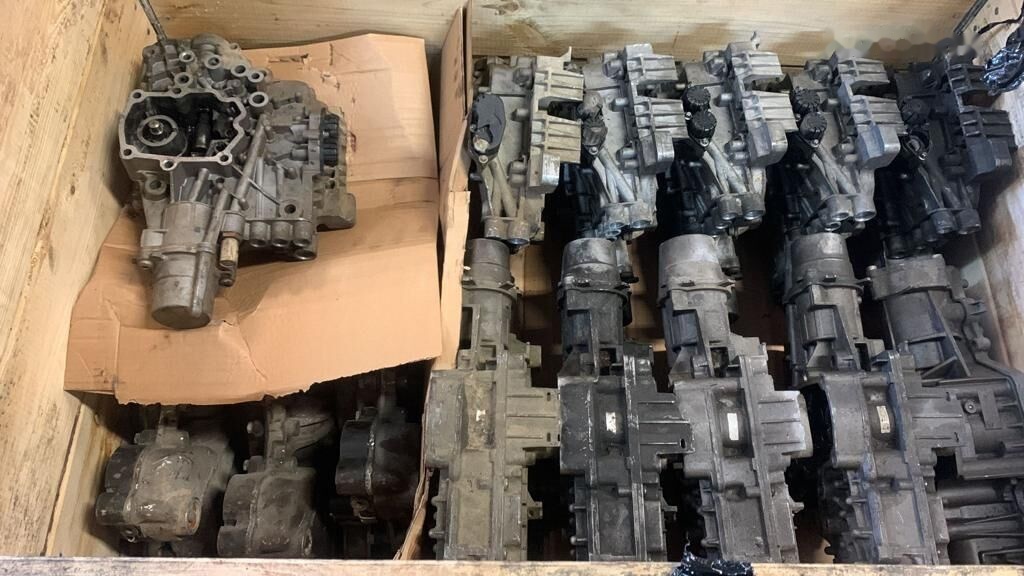 Wybierak Skrzyni Biegów Mercedes Actros MP4 A9612604863 / 421353 - Hydraulisch ventiel voor Vrachtwagen: afbeelding 2 Wybierak Skrzyni Biegów Mercedes Actros MP4 A9612604863 / 421353 - Hydraulisch ventiel voor Vrachtwagen: afbeelding 2