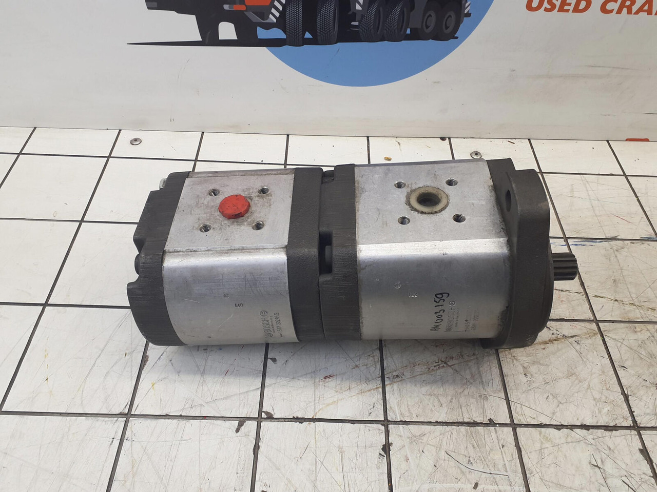Bosch AC 205 dual gear pump - Hydraulische pomp voor Mobiele kraan: afbeelding 1 Bosch AC 205 dual gear pump - Hydraulische pomp voor Mobiele kraan: afbeelding 1