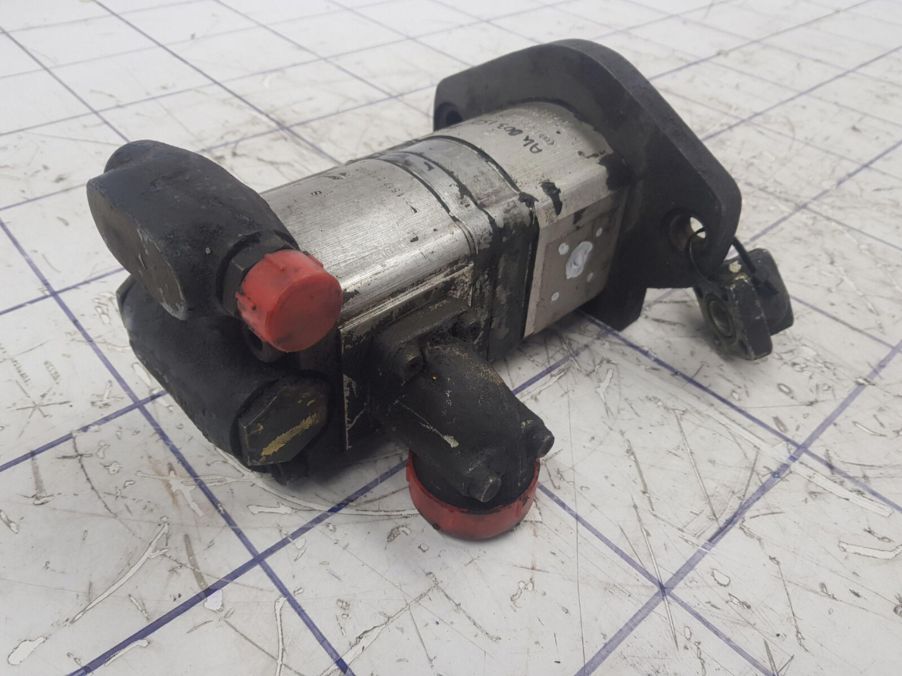 Bosch Bosch dual gear pump - Hydraulische pomp voor Mobiele kraan: afbeelding 3 Bosch Bosch dual gear pump - Hydraulische pomp voor Mobiele kraan: afbeelding 3