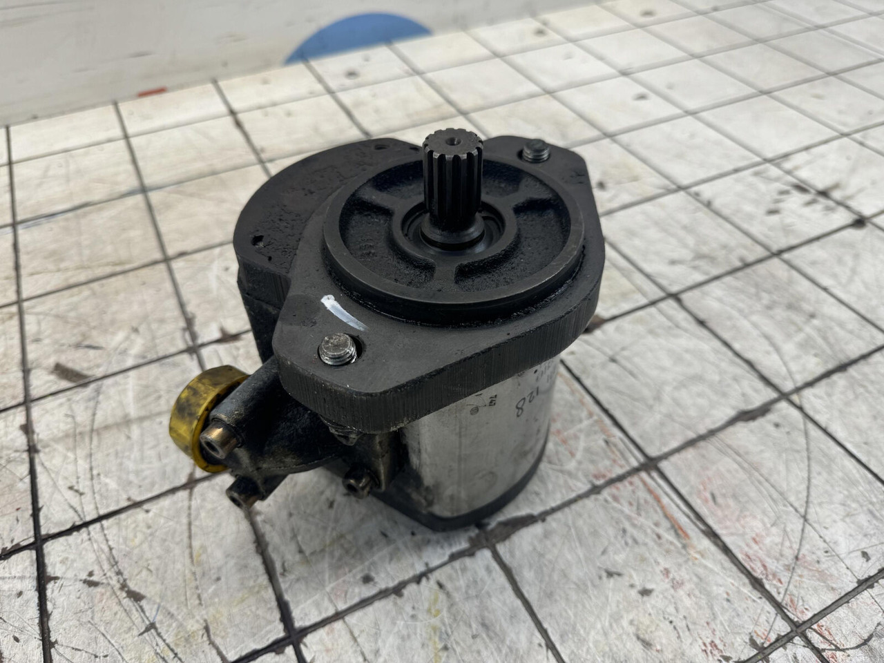 Bosch Bosch gear pump - Hydraulische pomp voor Mobiele kraan: afbeelding 3 Bosch Bosch gear pump - Hydraulische pomp voor Mobiele kraan: afbeelding 3