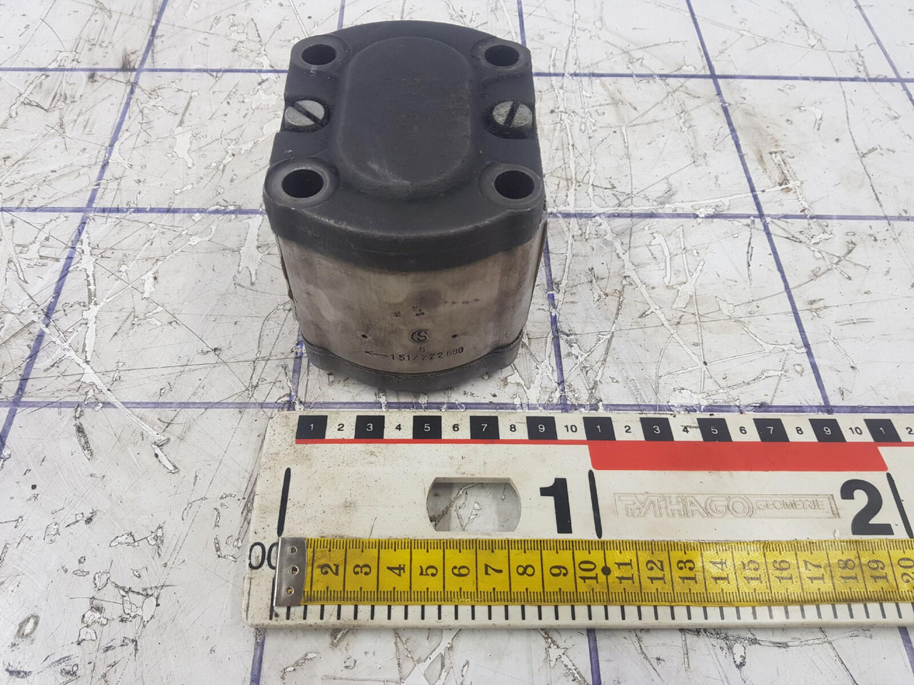 Bosch Bosch gear pump - Hydraulische pomp voor Kraan: afbeelding 1 Bosch Bosch gear pump - Hydraulische pomp voor Kraan: afbeelding 1