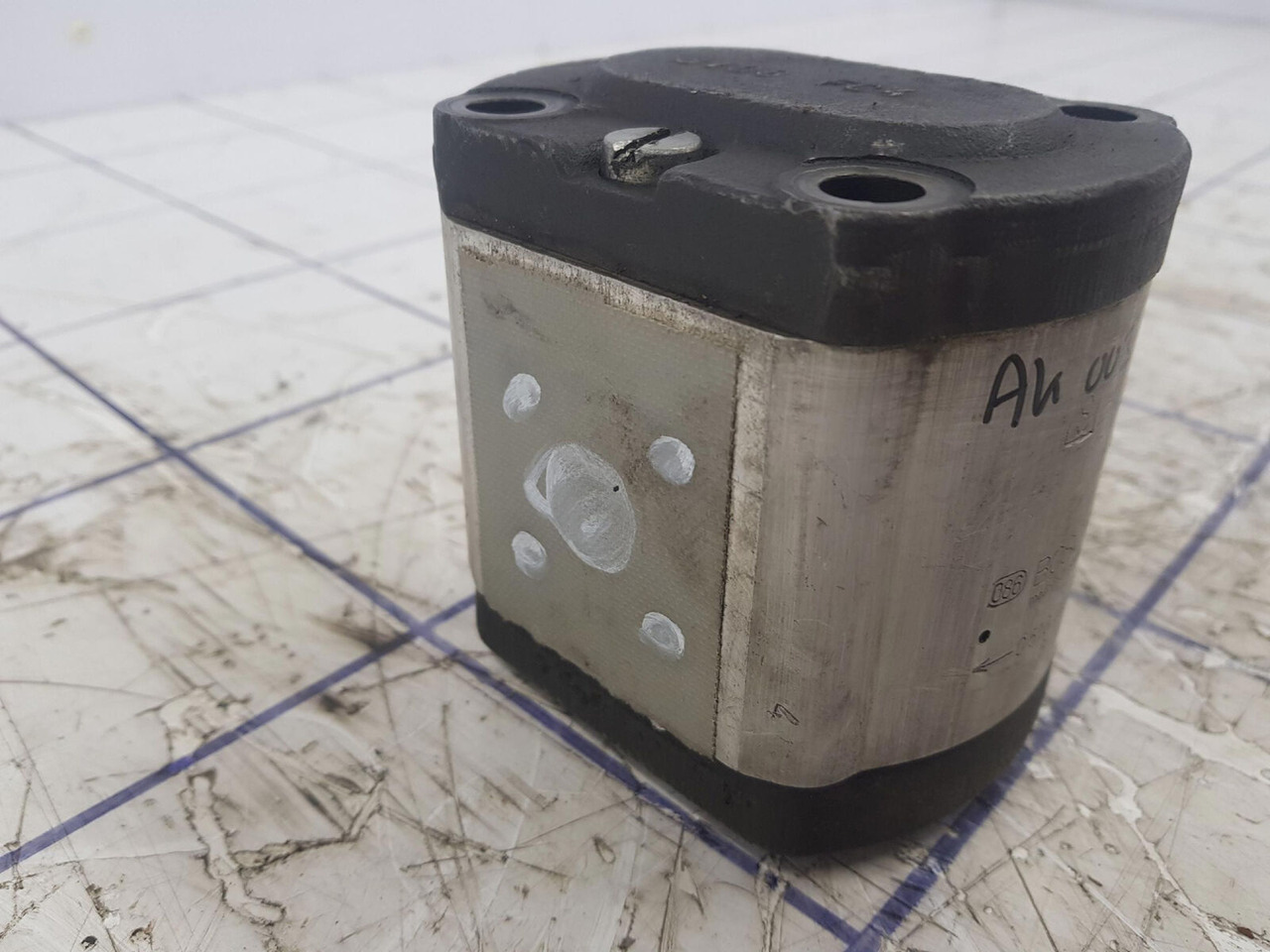 Bosch Bosch gear pump - Hydraulische pomp voor Mobiele kraan: afbeelding 3 Bosch Bosch gear pump - Hydraulische pomp voor Mobiele kraan: afbeelding 3