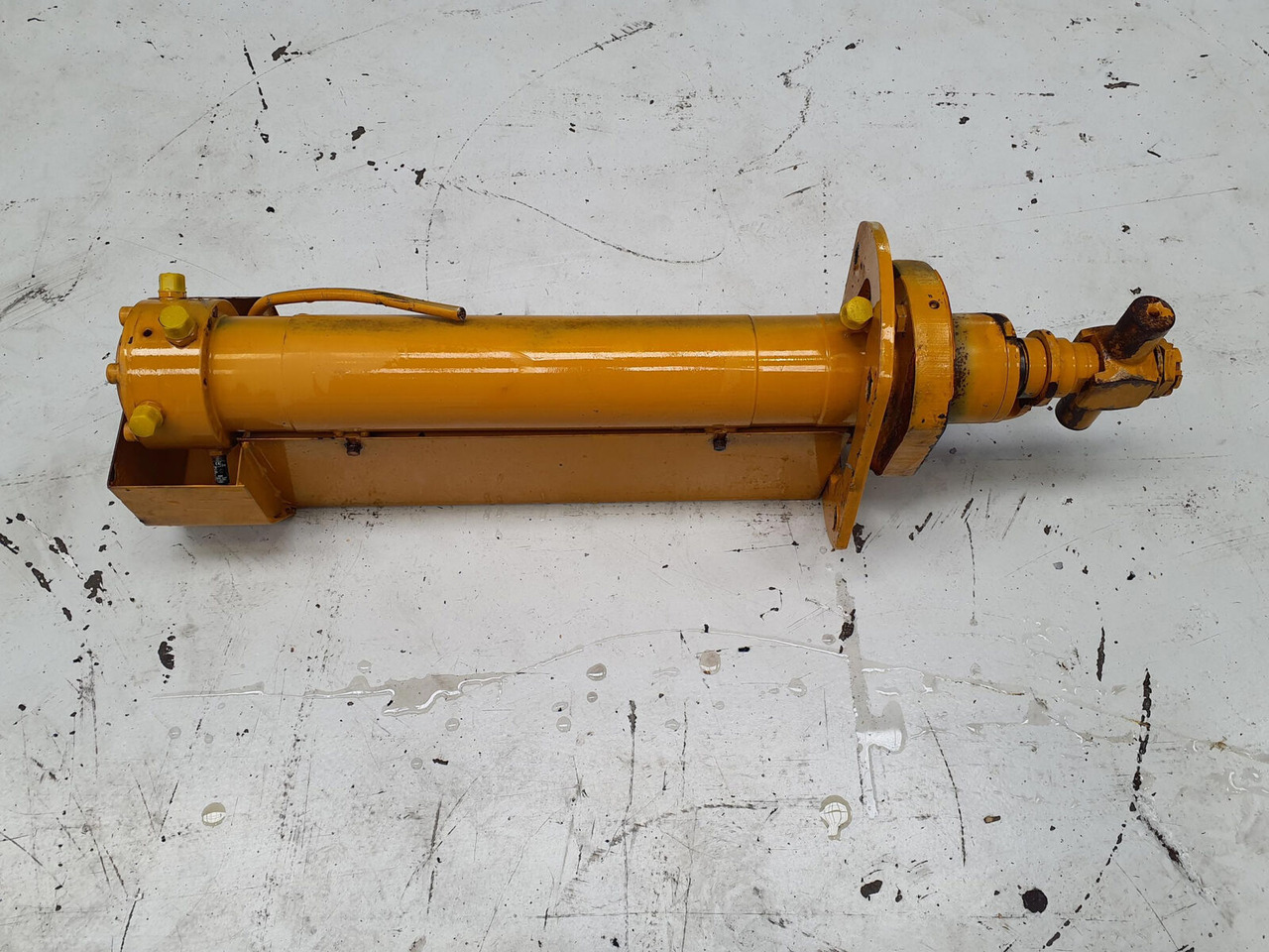 FAUN ATF 45-3 counterweight cylinder - Hydraulische cilinder voor Kraan: afbeelding 4 FAUN ATF 45-3 counterweight cylinder - Hydraulische cilinder voor Kraan: afbeelding 4