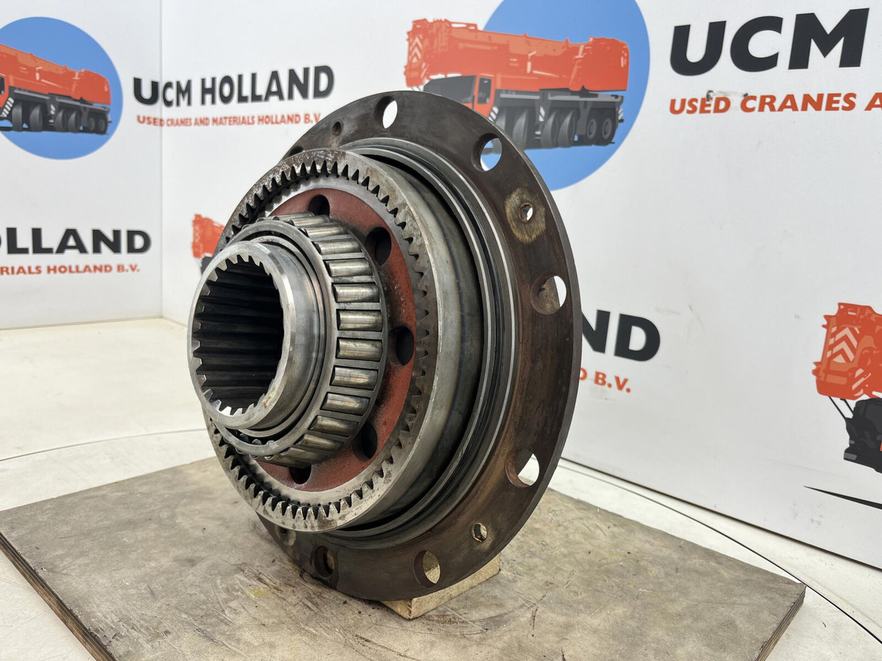 FAUN HK 40 planetary gear 27-18-65-24-4pl-H64-24 - Eindaandrijving voor Mobiele kraan: afbeelding 3 FAUN HK 40 planetary gear 27-18-65-24-4pl-H64-24 - Eindaandrijving voor Mobiele kraan: afbeelding 3