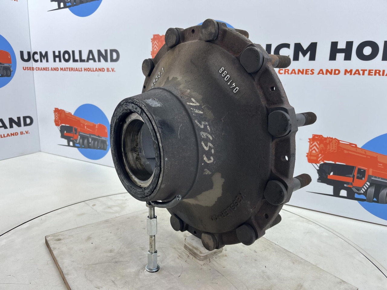 Grove GMK Megatrak wheel hub - Naaf voor Kraan: afbeelding 4 Grove GMK Megatrak wheel hub - Naaf voor Kraan: afbeelding 4