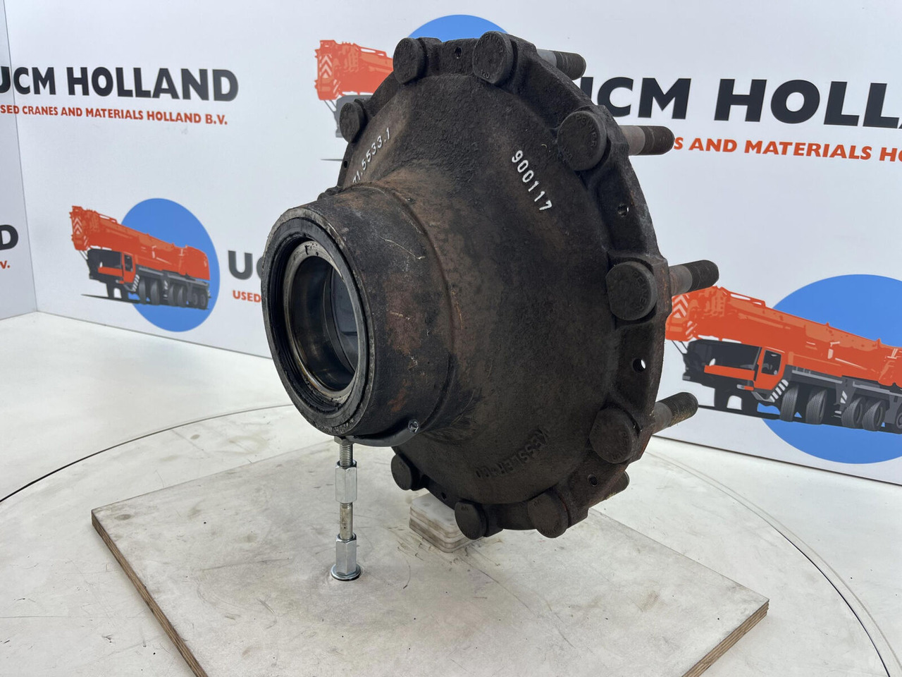 Grove GMK Megatrak wheel hub - Naaf voor Kraan: afbeelding 3 Grove GMK Megatrak wheel hub - Naaf voor Kraan: afbeelding 3