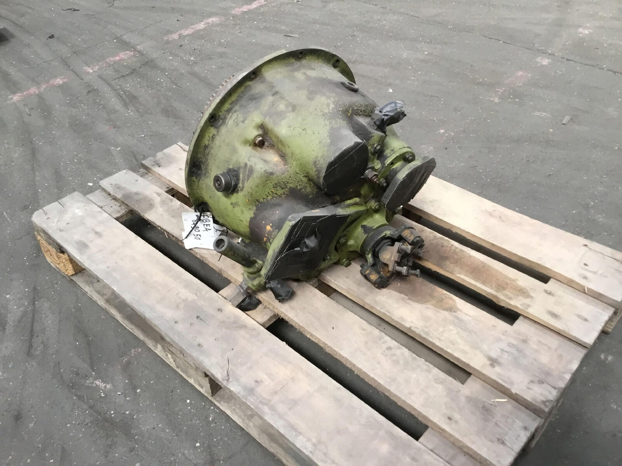 Grove RT 65S Gearbox C 272 5-4 - Versnellingsbak voor Mobiele kraan: afbeelding 3 Grove RT 65S Gearbox C 272 5-4 - Versnellingsbak voor Mobiele kraan: afbeelding 3