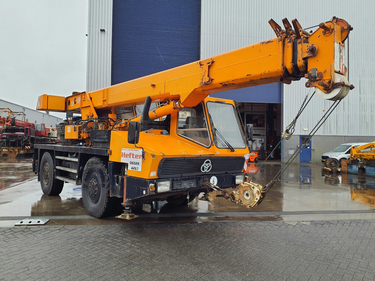 Krupp 25 GMT/AT - Mobiele kraan: afbeelding 1 Krupp 25 GMT/AT - Mobiele kraan: afbeelding 1