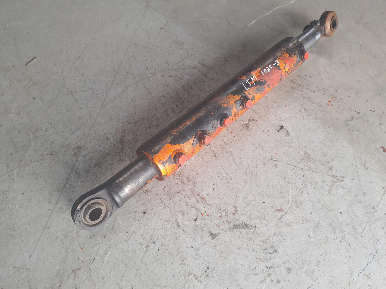 Liebherr LTM 1035 LTM 1025 steering locking cylinder - Hydraulische cilinder voor Mobiele kraan: afbeelding 4 Liebherr LTM 1035 LTM 1025 steering locking cylinder - Hydraulische cilinder voor Mobiele kraan: afbeelding 4