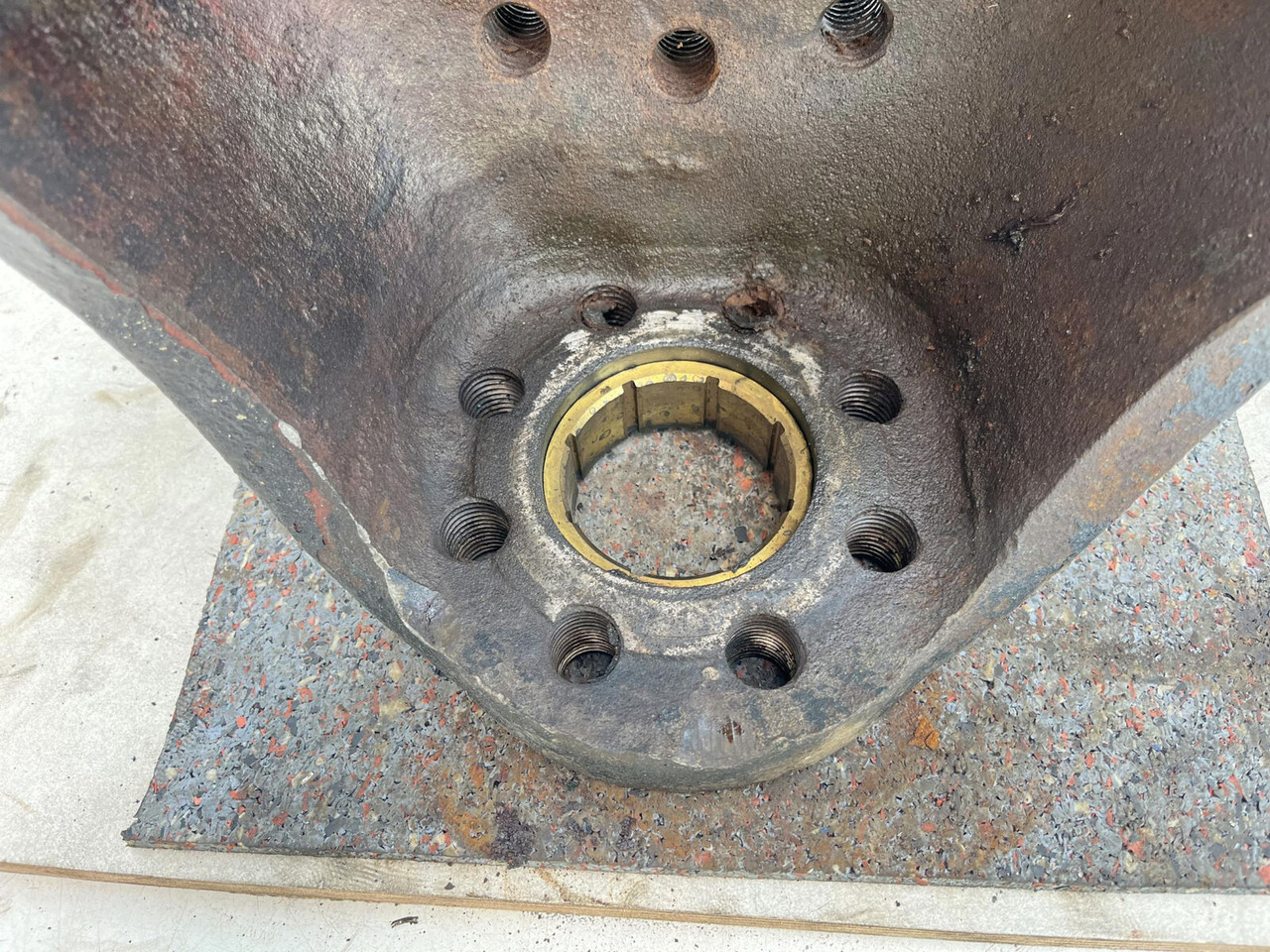 Fusee voor Mobiele kraan Liebherr LTM 1035 Steering knuckle 16 holes axle 1: afbeelding 8